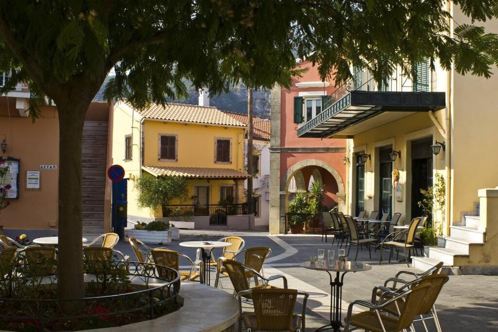 Villa Alexakis Doukades Экстерьер фото